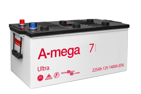 На фото: Аккумулятор A-mega Ultra 225Ah (1400A)
